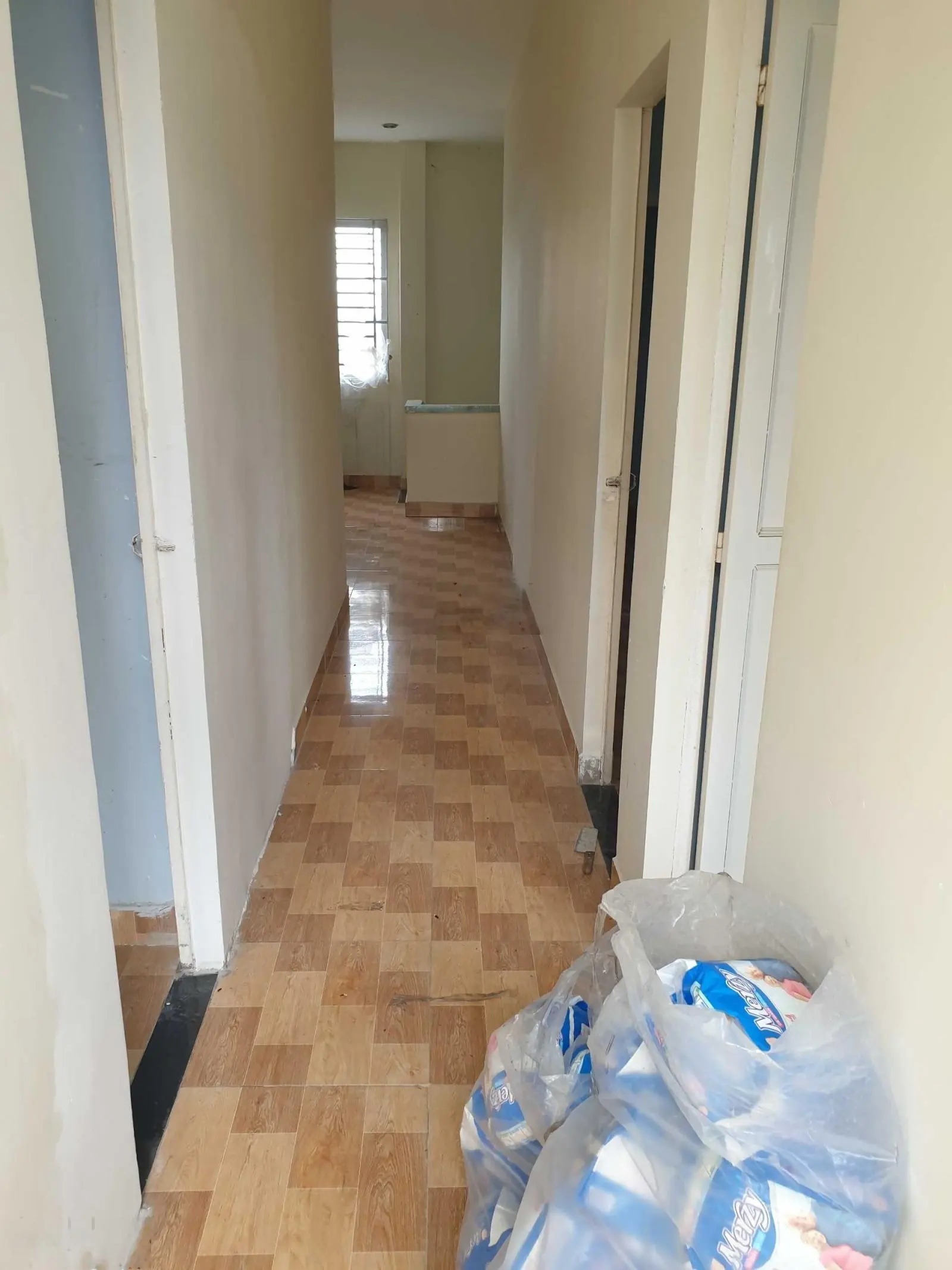 Bán nhà 1 lầu DTSD: 150m2, ngang 11m KDC liền kề gần Công Viên Sinh Thái Hóc Môn