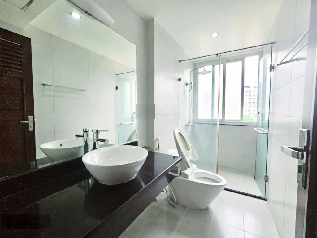 Nhà đẹp lô góc Đặng Thai Mai, ô tô tránh, 66m 6 tầng thang máy, 28.5 tỷ