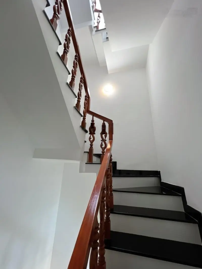 BÁN NHÀ HẺM 8M THÔNG LÊ VĂN QUỚI QUẬN BÌNH TÂN 66M2 5 TẦNG 6PN CHỈ HƠN 6 TỶ.