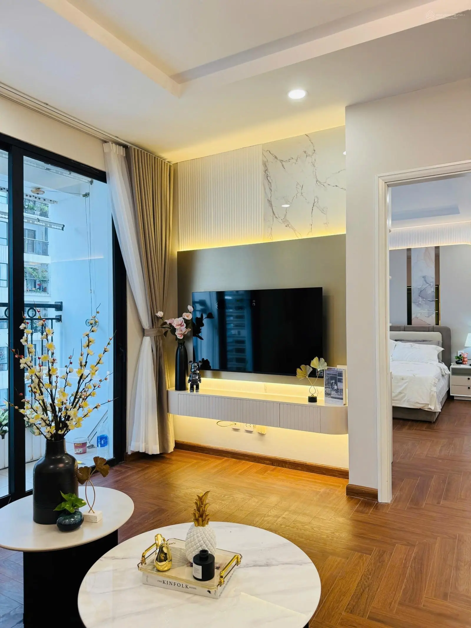 Có slot ô tô vĩnh viễn! Bán căn hộ 2 ngủ 75.2m2 full đồ đẹp như hình giá 6.9tỷ tại Times City
