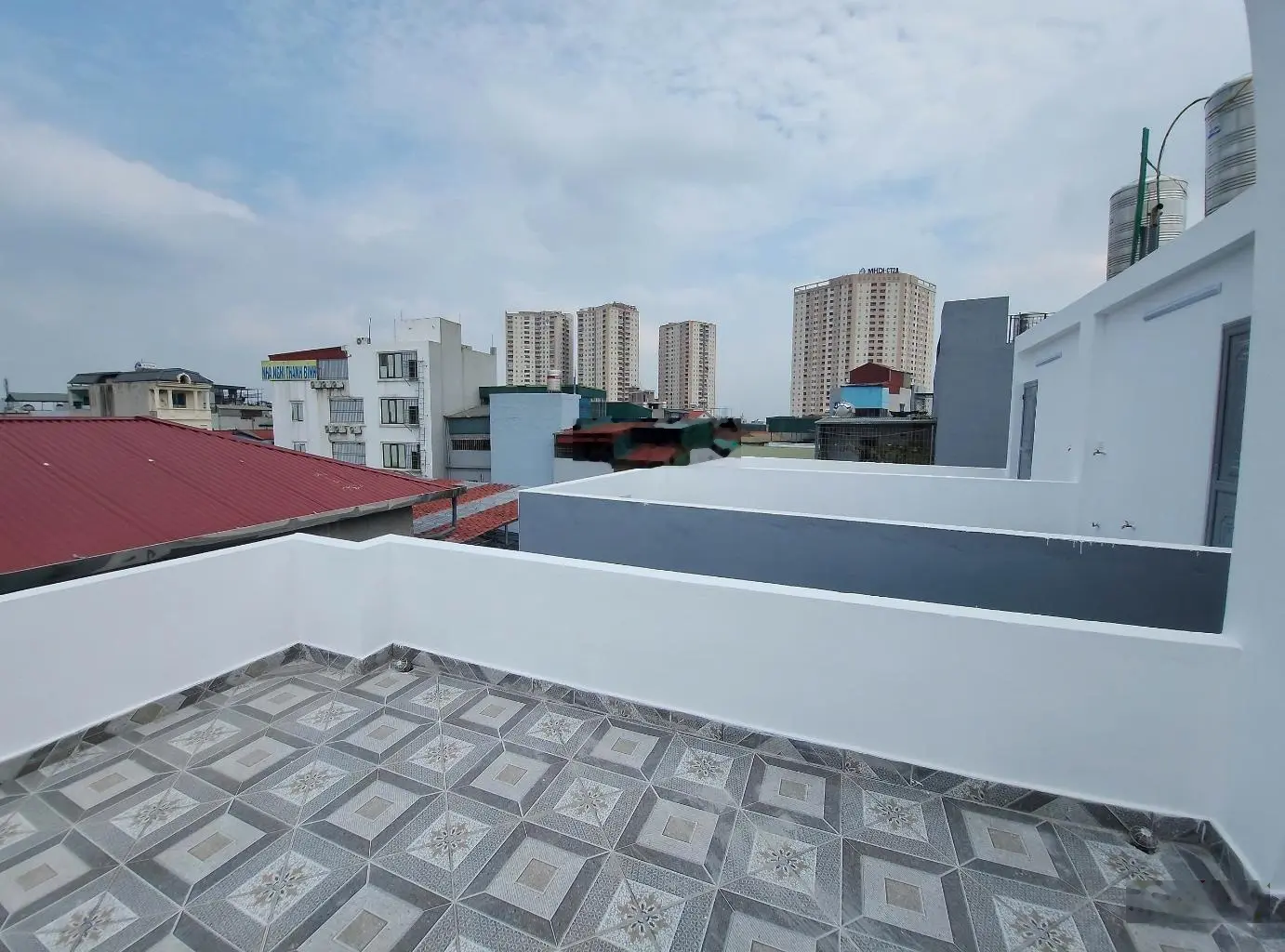 Duy nhất 1 căn Ngay Aeon Thạch Bàn 34m2 x 5T Lô Góc Full nội thất xịn xò 3 bước chân ra Mặt Phố TB