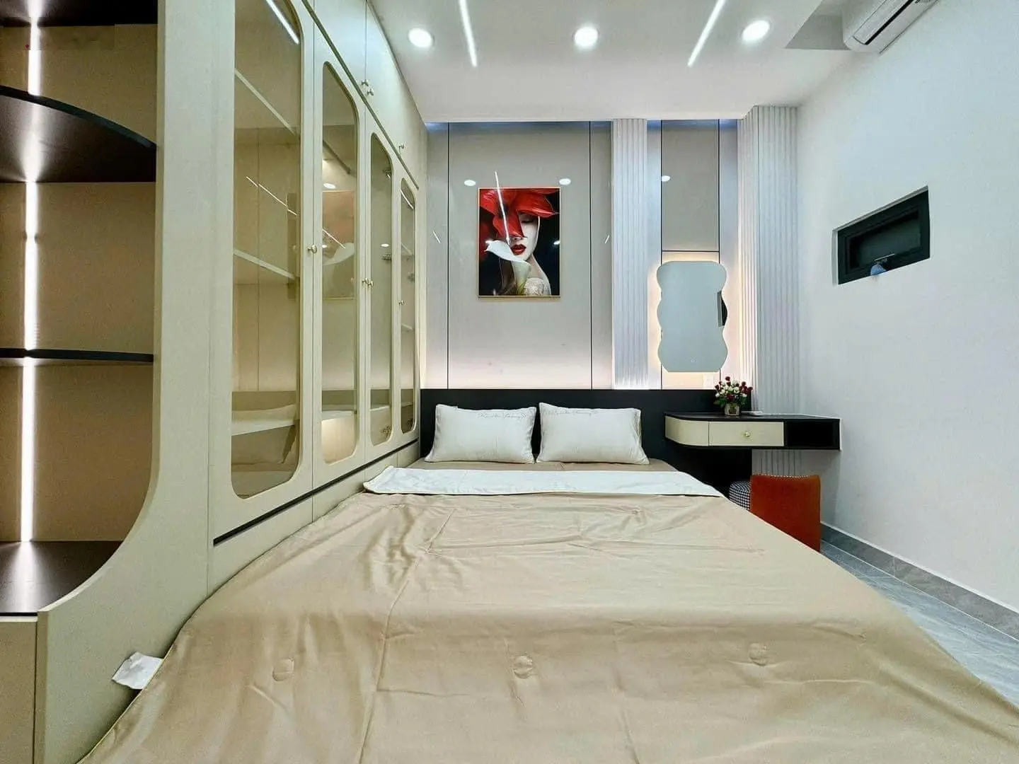 Cần bán gấp nhà Nguyễn Thái Bình, p12, Tân Bình. Giá 2,52 tỷ.SHR, pháp lí chuẩn