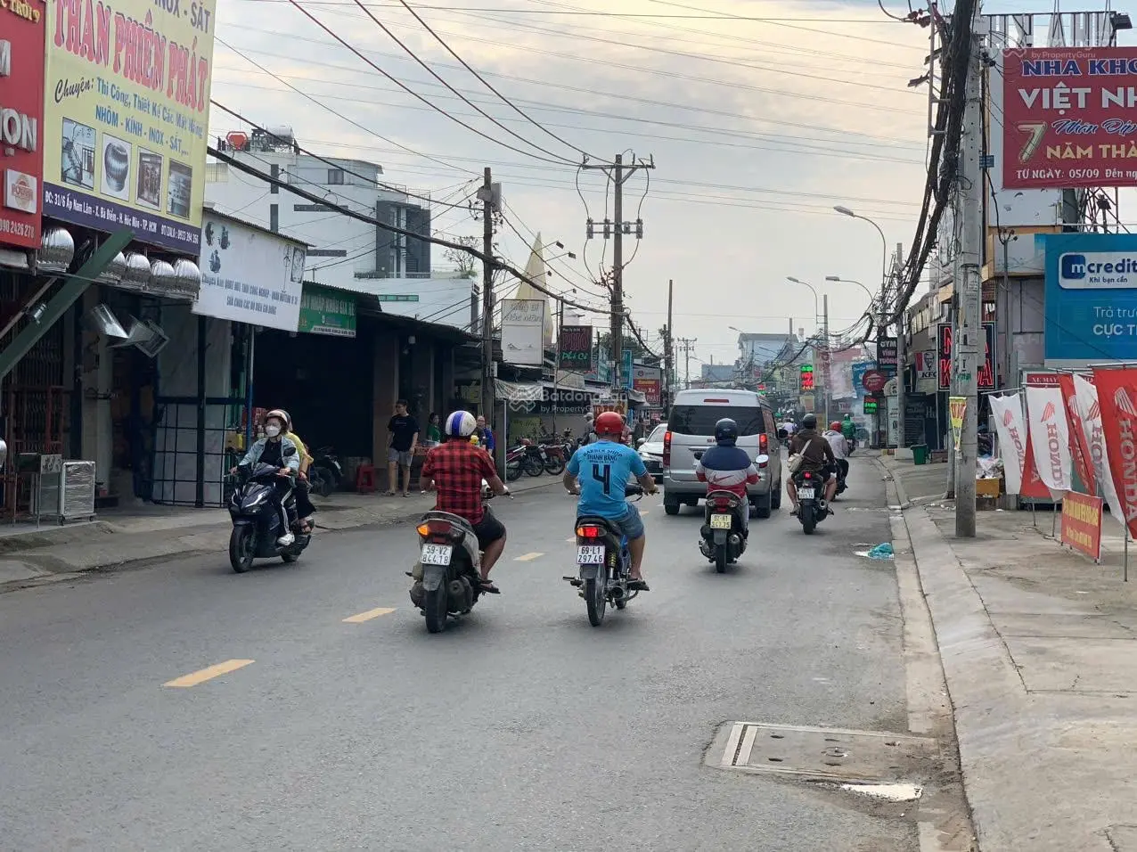 Bán nhà mặt tiền kinh doanh đường Phan Văn Hớn, tại chợ Bà Điểm, Hóc Môn. Giá 16,5 tỷ.
