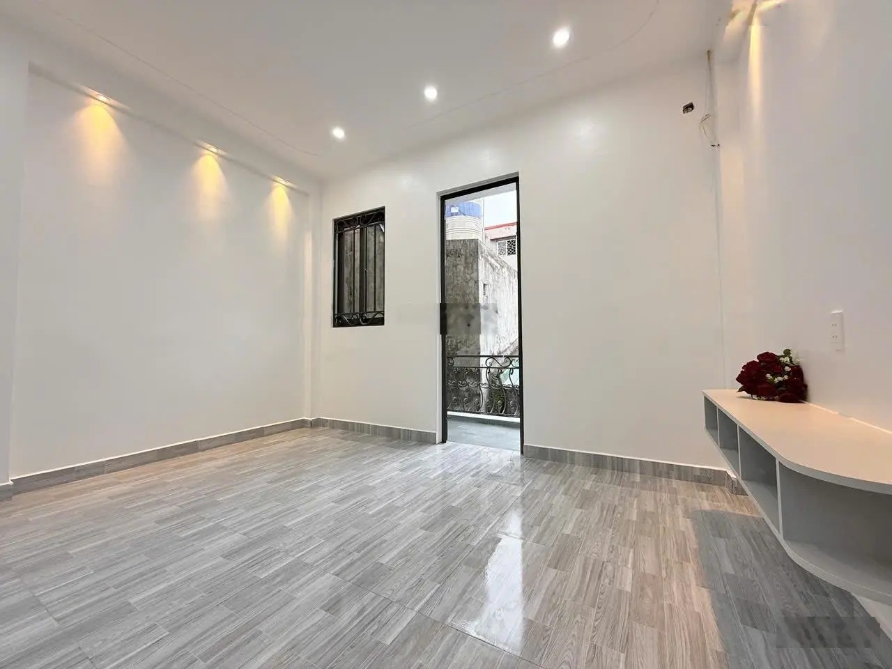 Bán nhà phố Đình Đông siêu đẹp về ở ngay