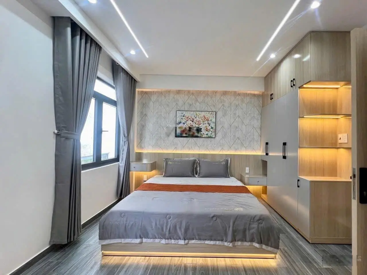 TẶNG FULL NỘI THẤT CAO CẤP NHƯ HÌNH cho căn nhà phố 3 LẦU. (Xe hơi đỗ trong nhà)