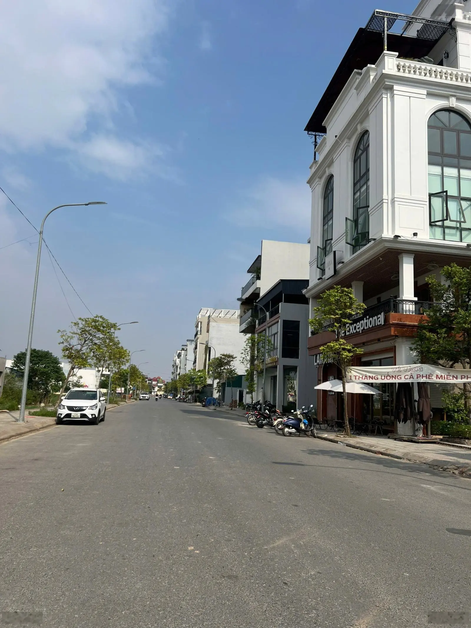 Chính chủ cần bán lô đất dịch vụ tiểu khu Nguyễn Du, cạnh Ngọc Thạch Quán. 75m đường 7m + vỉa hè