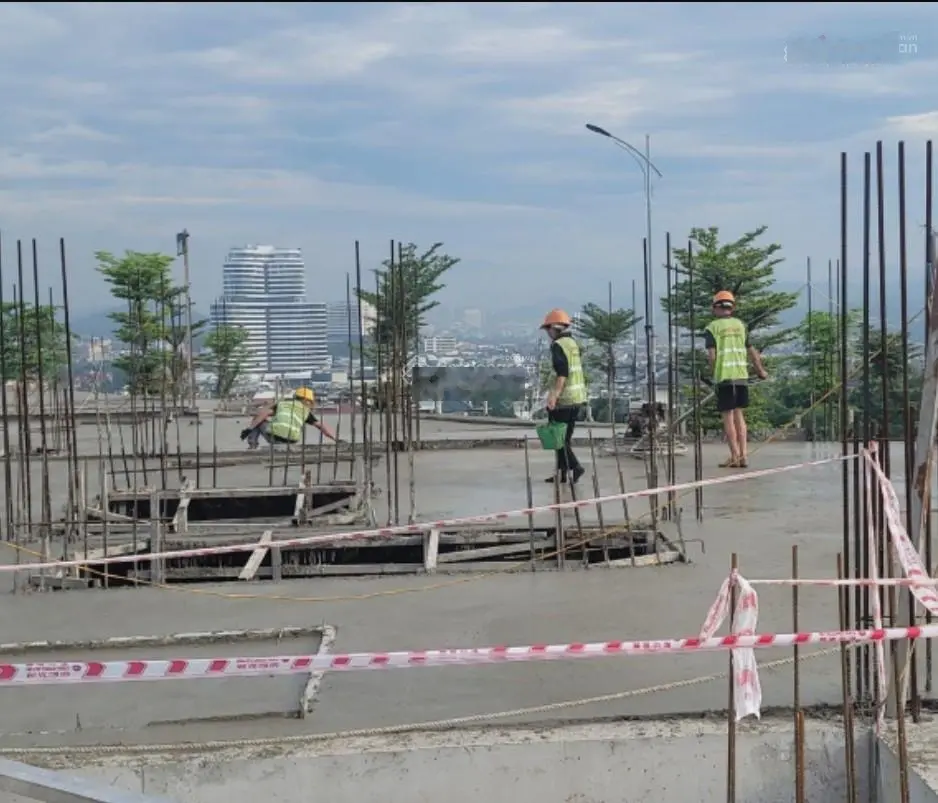 Chỉ hơn 3 tỷ. Chính chủ bán căn liền kề C2 - 36 áp góc đầu vào tại Bắc Cường - Lào Cai. Giá đầu tư