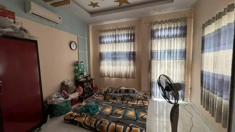 Nhà Hẻm 528 Điện Biên Phủ phường 11 Quận 10 . Diện tích sử dụng : 59,3 m2 . Giá 9,88 tỷ