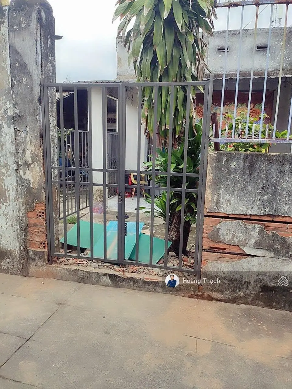 Bán nhà cũ ngay chợ Dĩ An - Đông Hòa ngang 4,8m xây mới lại cực đẹp sổ riêng