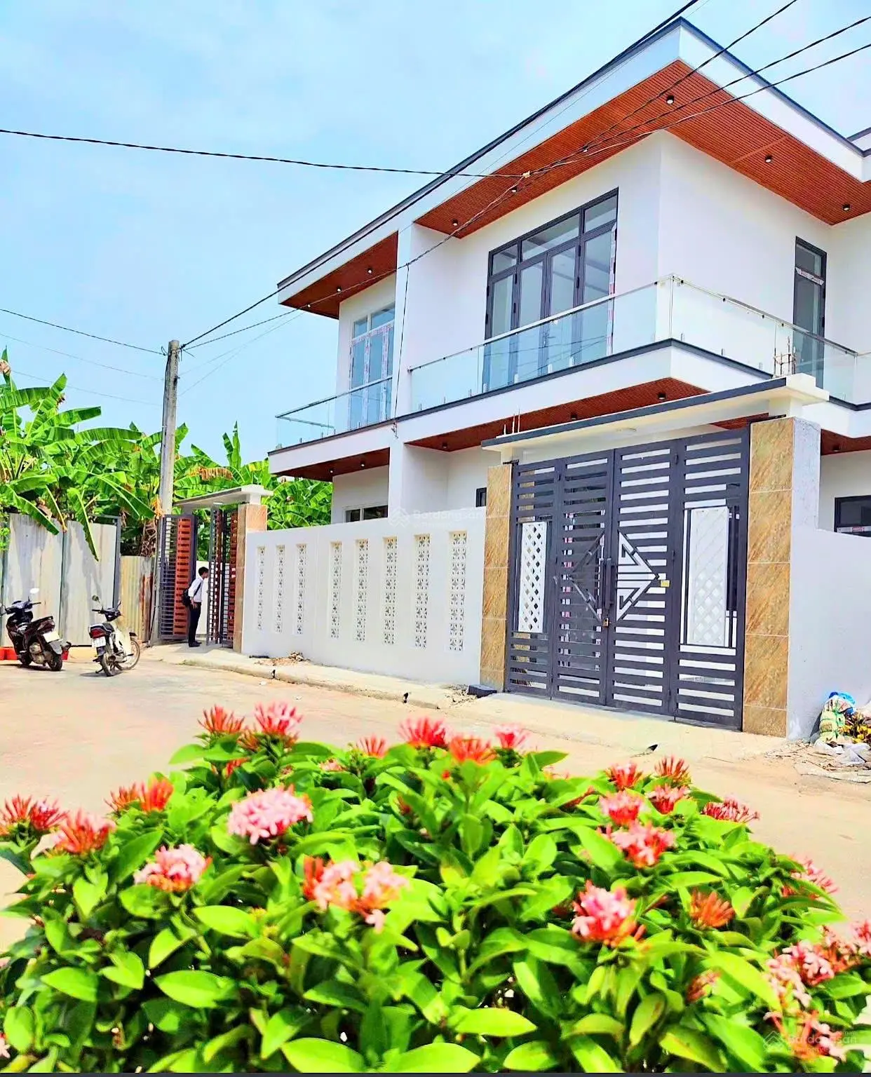 Trả trước 800triệu dọn vào ở ngay