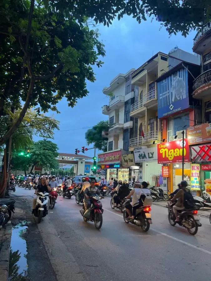 Bán nhà mặt phố Hoàng Văn Thái, Thanh Xuân. Diện tích 88m2