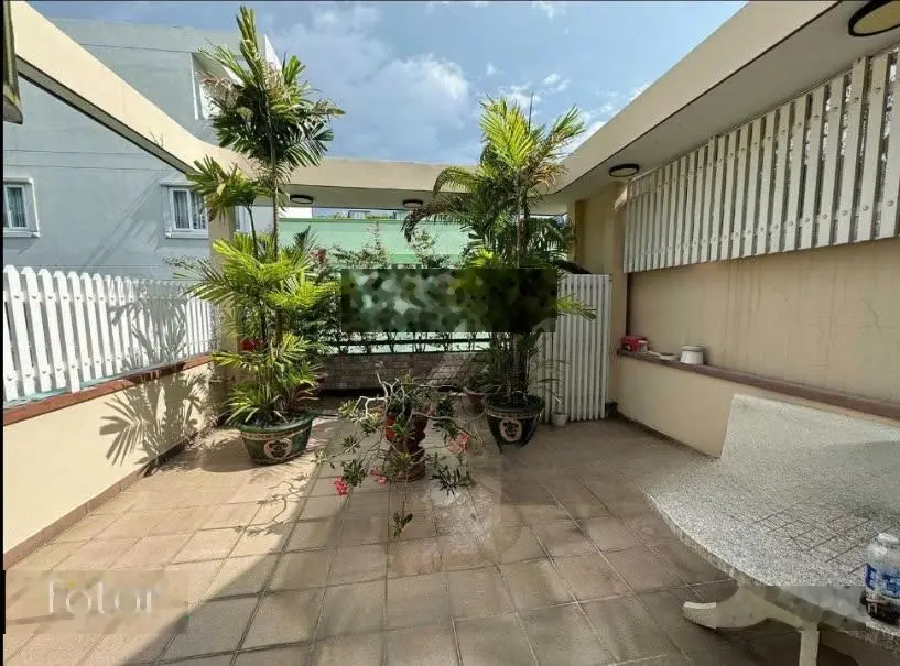 Bán nhà 3 tầng Phú Nhuận nhà đẹp như Villa, hẻm 6m, oto vào nhà, Phan Đăng Lưu, 41m2