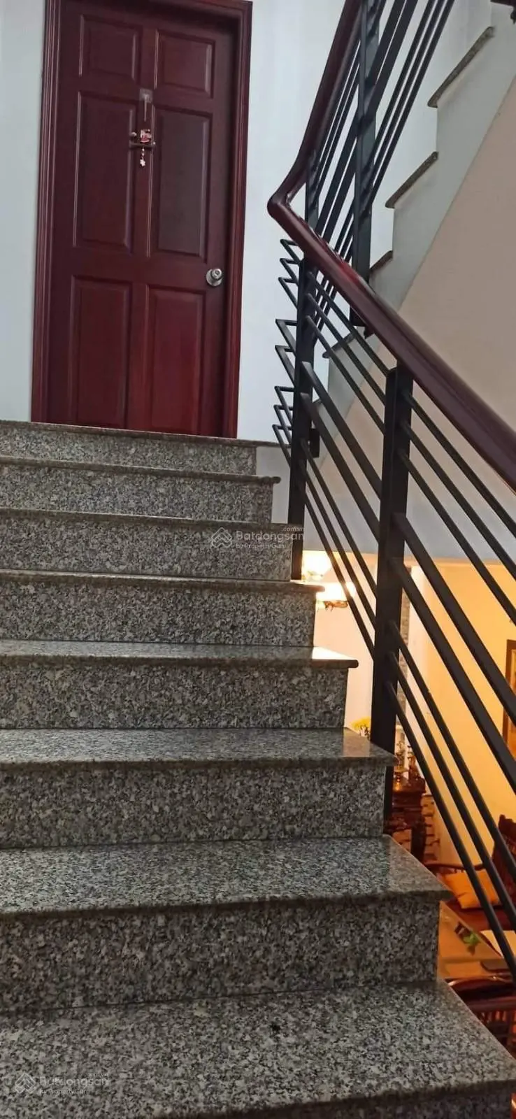 Bán nhà ngay Đỗ Xuân Hợp - Nhà đẹp kiên cố - ô tô ngủ trong nhà