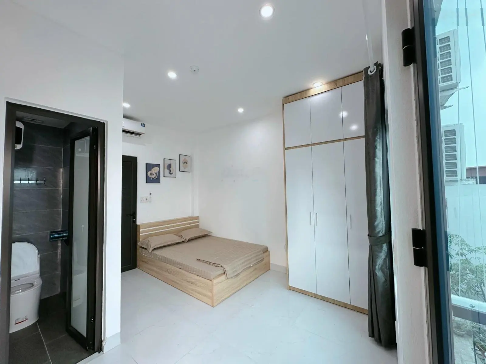 Đừng bỏ lỡ - phố Giáp Nhất 39m2x5T- 8phòng cho thuê - ngay gần Royal tiện ích bạt ngàn trước nhà 3m