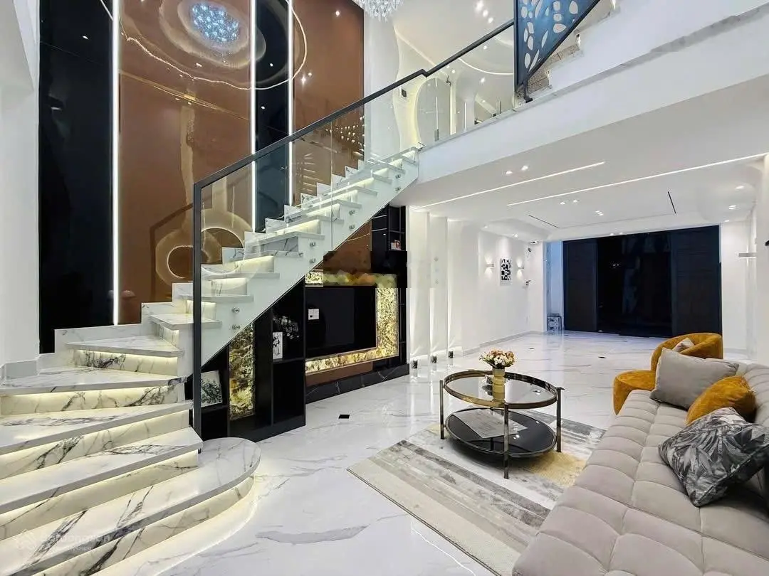 Ngộp vốn cần bán nhà Đường Bành Văn Trân P7 Tân Bình Giá 3tỷ260/60m2(5x12m) nhà 3 lầu, có sổ sẵn,..