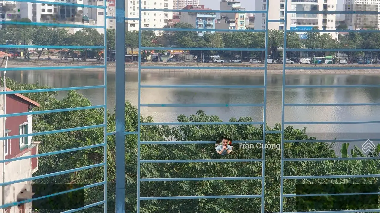 Bán nhà Hoàng Mai, lô góc, ô tô vào nhà, view hồ Linh Đàm, 37m2, giá tốt 6,8 tỷ