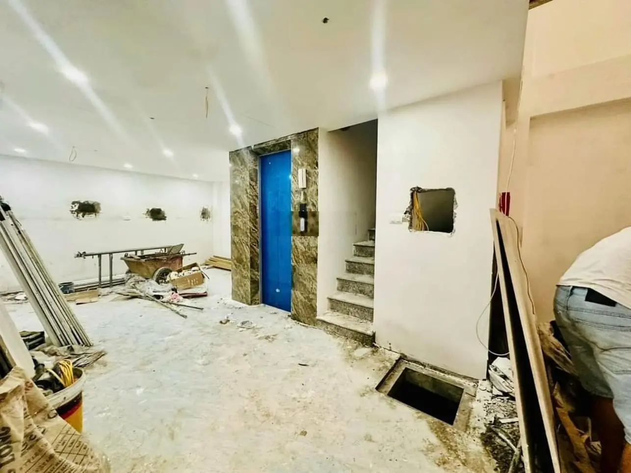 Siêu hiếm, vị trí cực đẹp Trường Chinh-Đống Đa-Hà Nội, DT: 46m2 x 7 tầng-MT: 4,6m, giá: 12,5 tỷ