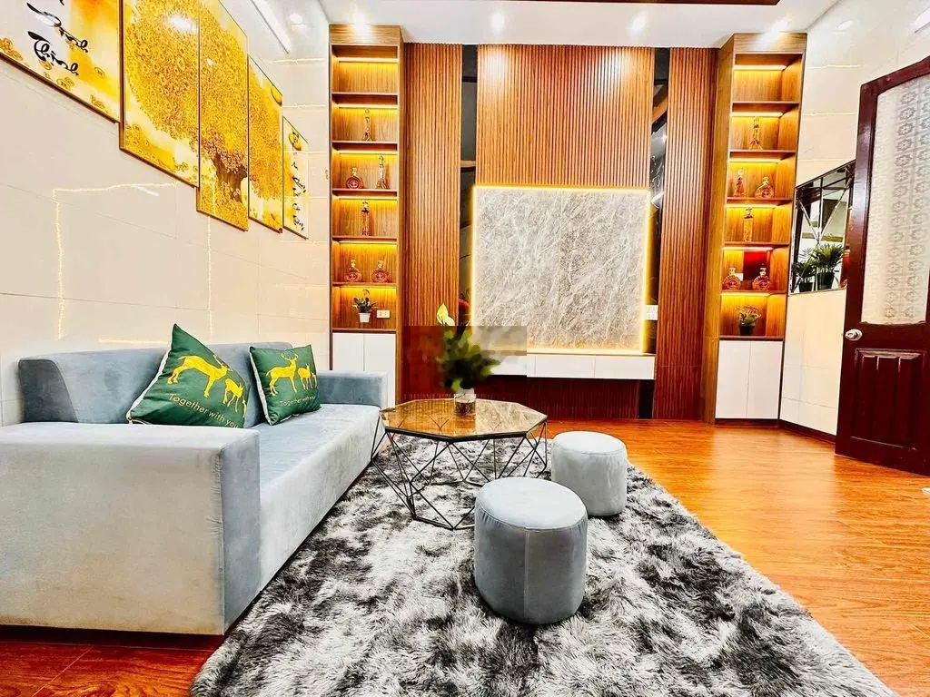 Thật 100%! Hào Nam, gần phố, ngõ to, ô tô 15m, nhà đẹp ở ngay, 37m2*5T