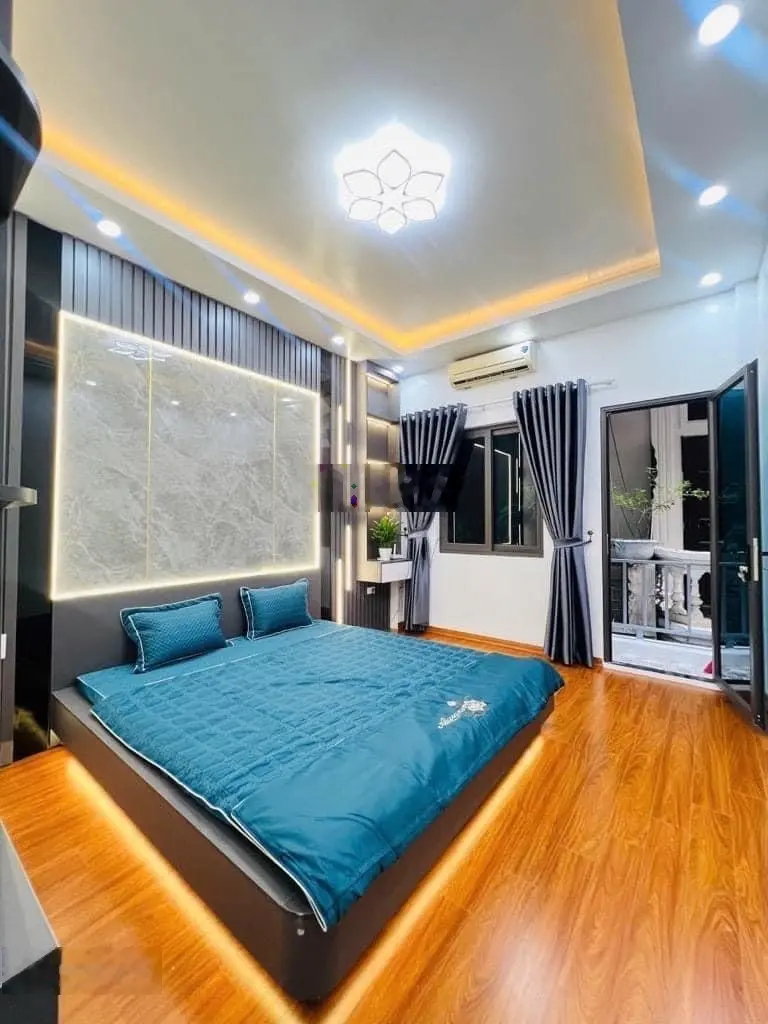 Siêu phẩm nhà đẹp hai thoáng Tư Đình Long Biên 45 m2 - 6 tầng thang máy - full đồ - ga ra ô tô