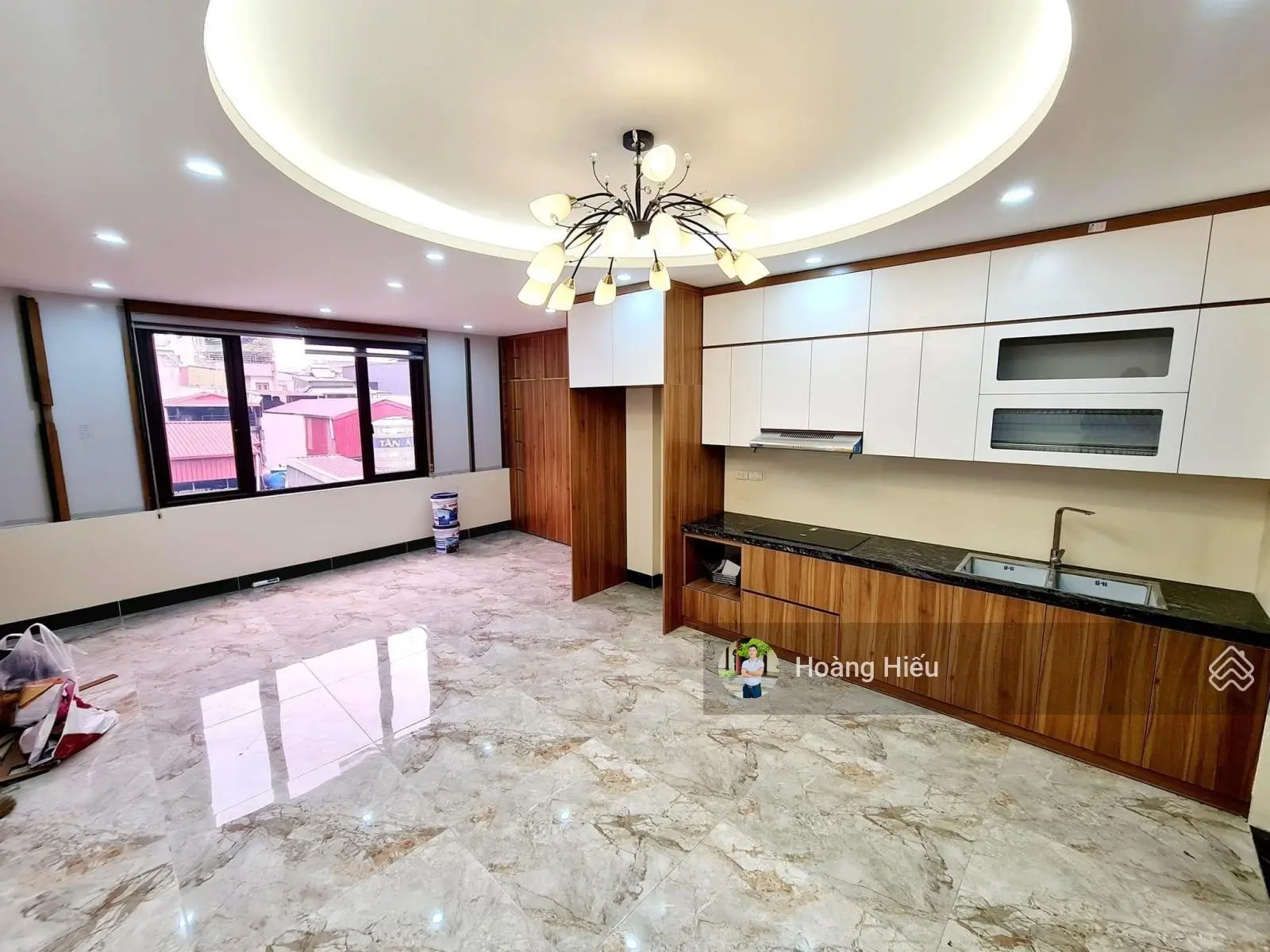 Bán nhà Cầu Giấy, cực đẹp, thang máy xịn, 2 thoáng, ngõ to thông, 40m2, 6 tầng