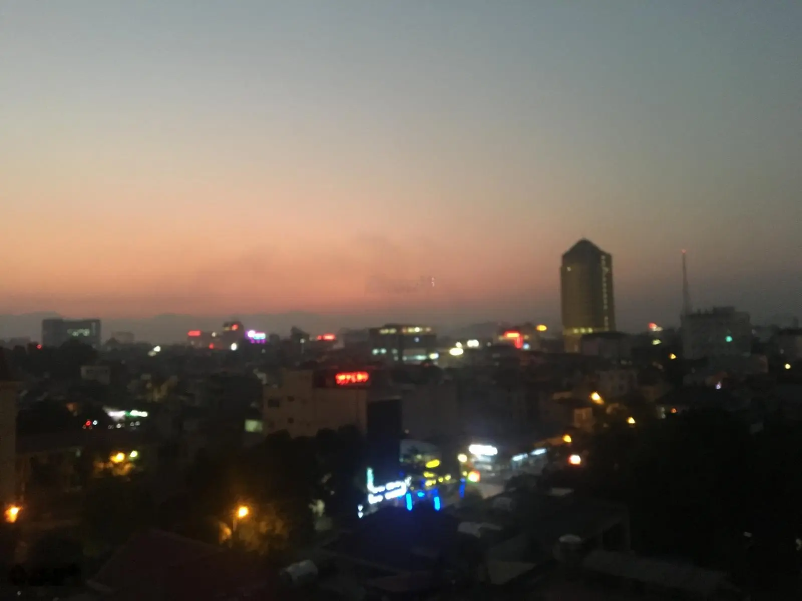 Bán nhà mặt phố trung tâm TP Thái Nguyên