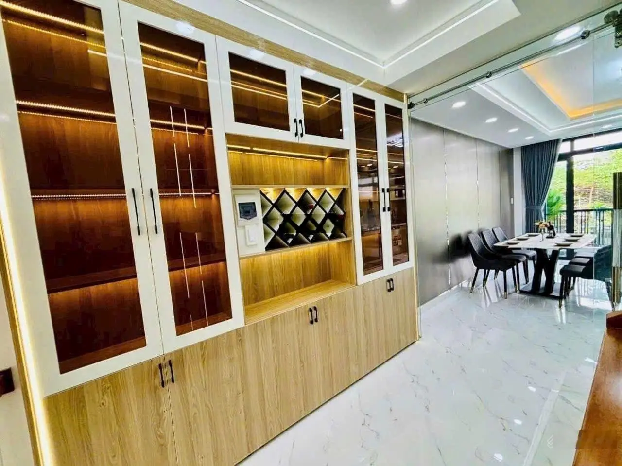 Nhà phố mới 100%, ngang 4x20m. Mặt tiền kinh doanh buôn bán đường Thạnh Xuân 39 - Quận 12
