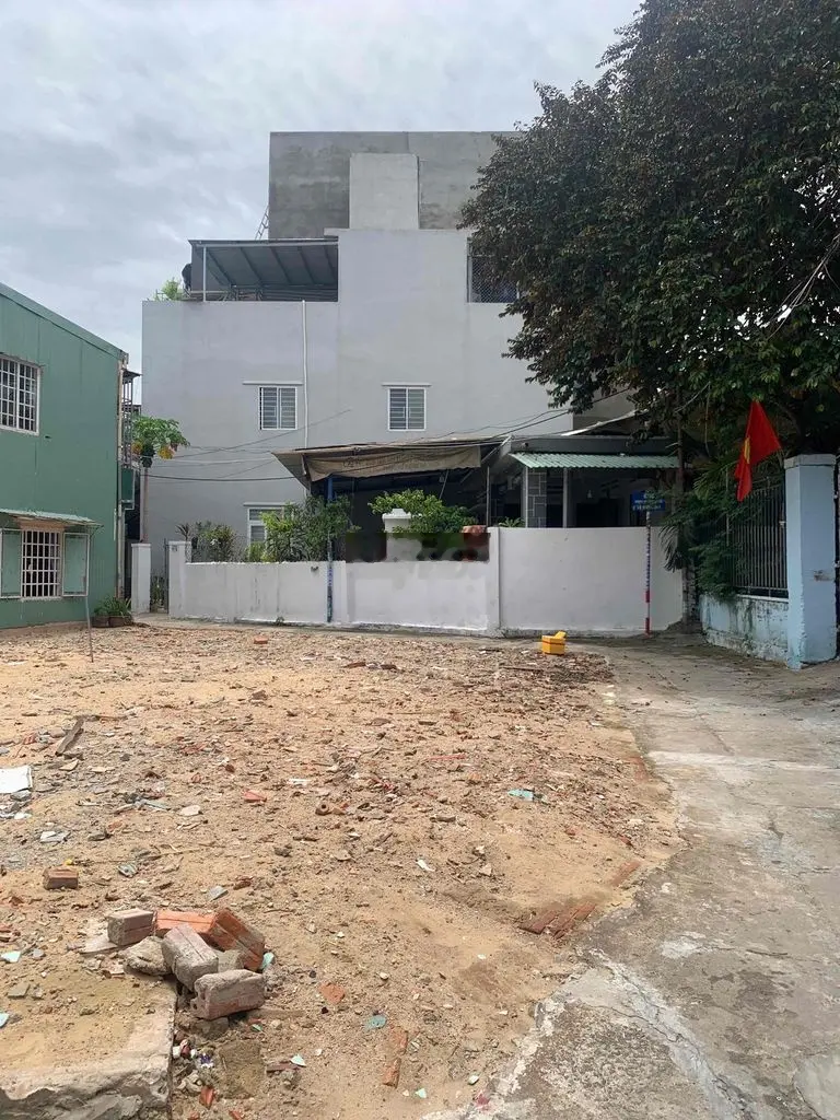 Bán đất kiệt Dũng Sỹ Thanh khê