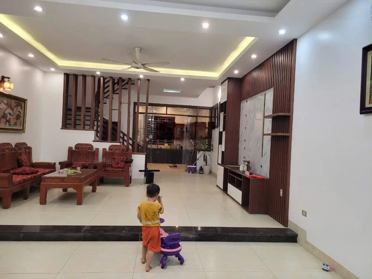Cần bán căn nhà đường Thanh Niên hiện đang cho thuê hơn 20tr tại KĐT Đại Dương - tp BN. Giá chỉ 1x