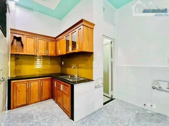 Bán nhanh nhà 40m2 Đào Duy Anh, Phường 9, Phú Nhuận. Đang cho thuê 16triệu/tháng