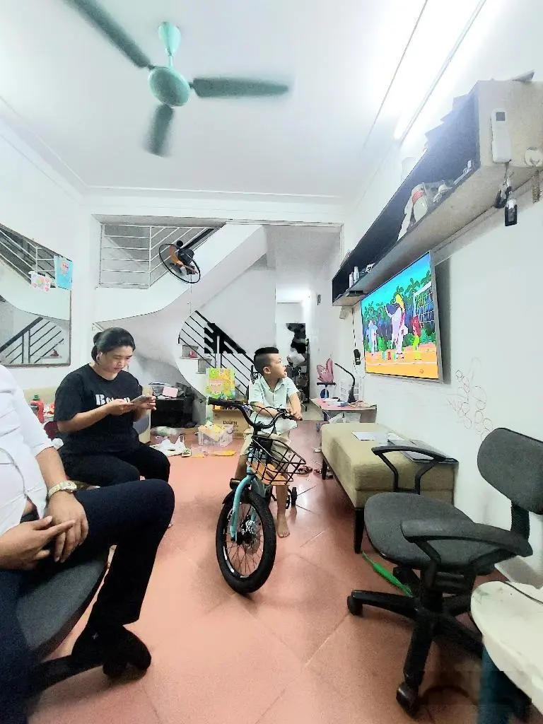 Bán nhà Đại Từ, hiếm 3 bước ra KĐT Đại Kim, 40m2, 5.5 tỷ