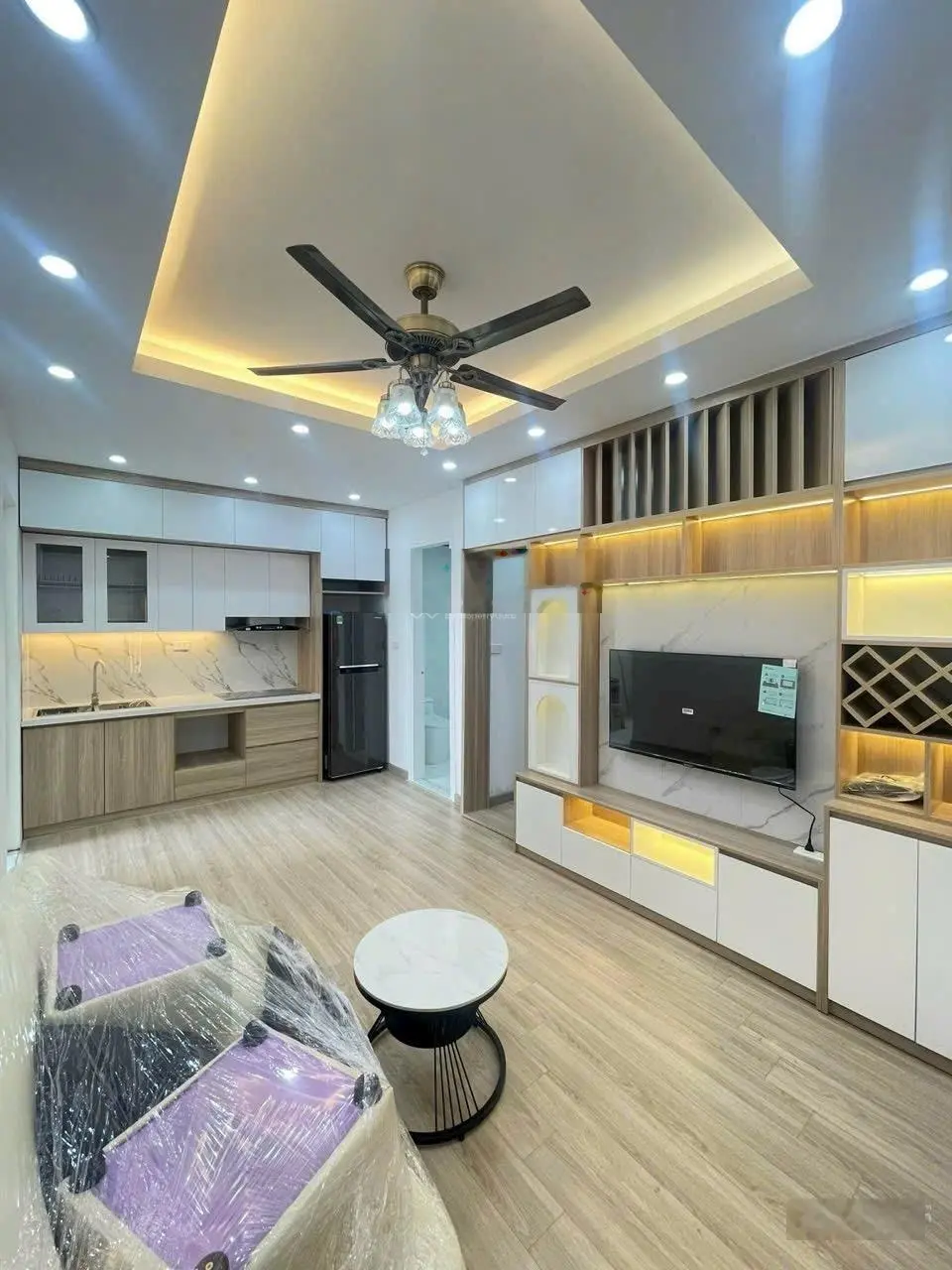 Bán gấp căn 45.5m2 - 2 ngủ & 1 VS HH4 Linh Đàm Hoàng Mai. LH: 0966 455 *** em Thuỷ