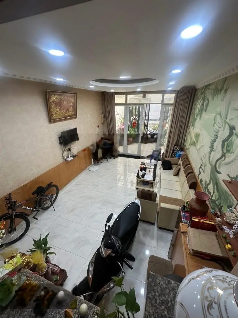 Giảm giá bán nhà Lê Hồng Phong-P10-Q10, gần ngã bảy Lý Thái Tổ. 3tỷ900/78,8m2 đang cho thuê 24triệu