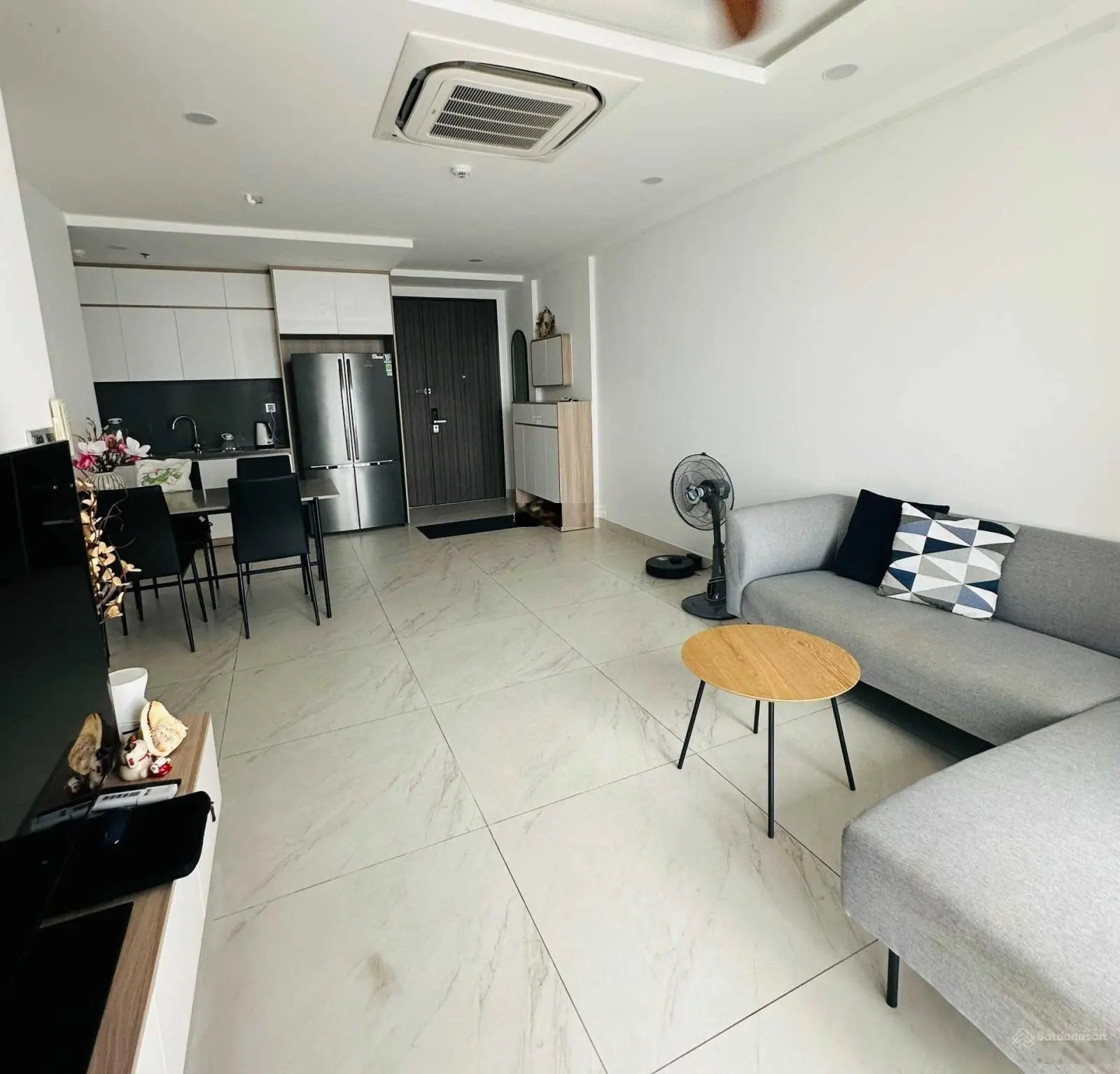 Chính chủ cần bán nhanh căn hộ Midtown, Phú Mỹ Hưng, 2PN view Biệt Thự đẹp nhất khu