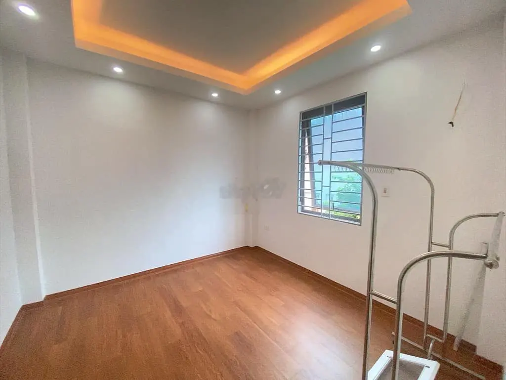 QUANG TIẾN -TÂY MỖ-4.35 TỶ- 31M2-5 TẦNG - 2 THOÁNG-NGÕ Ô TÔ- TIỆN ÍCH
