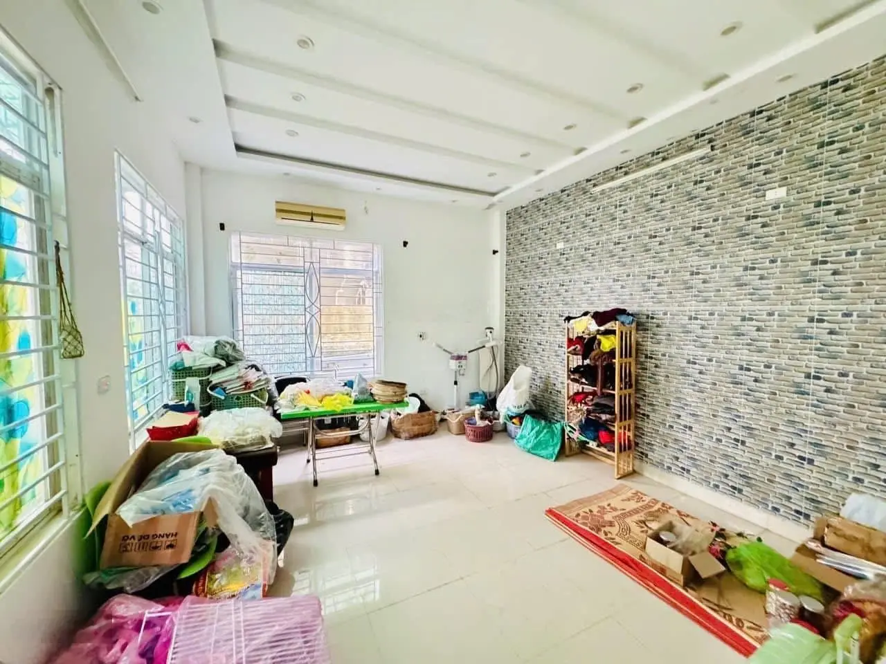 Chính chủ cần bán căn nhà phường tân sơn