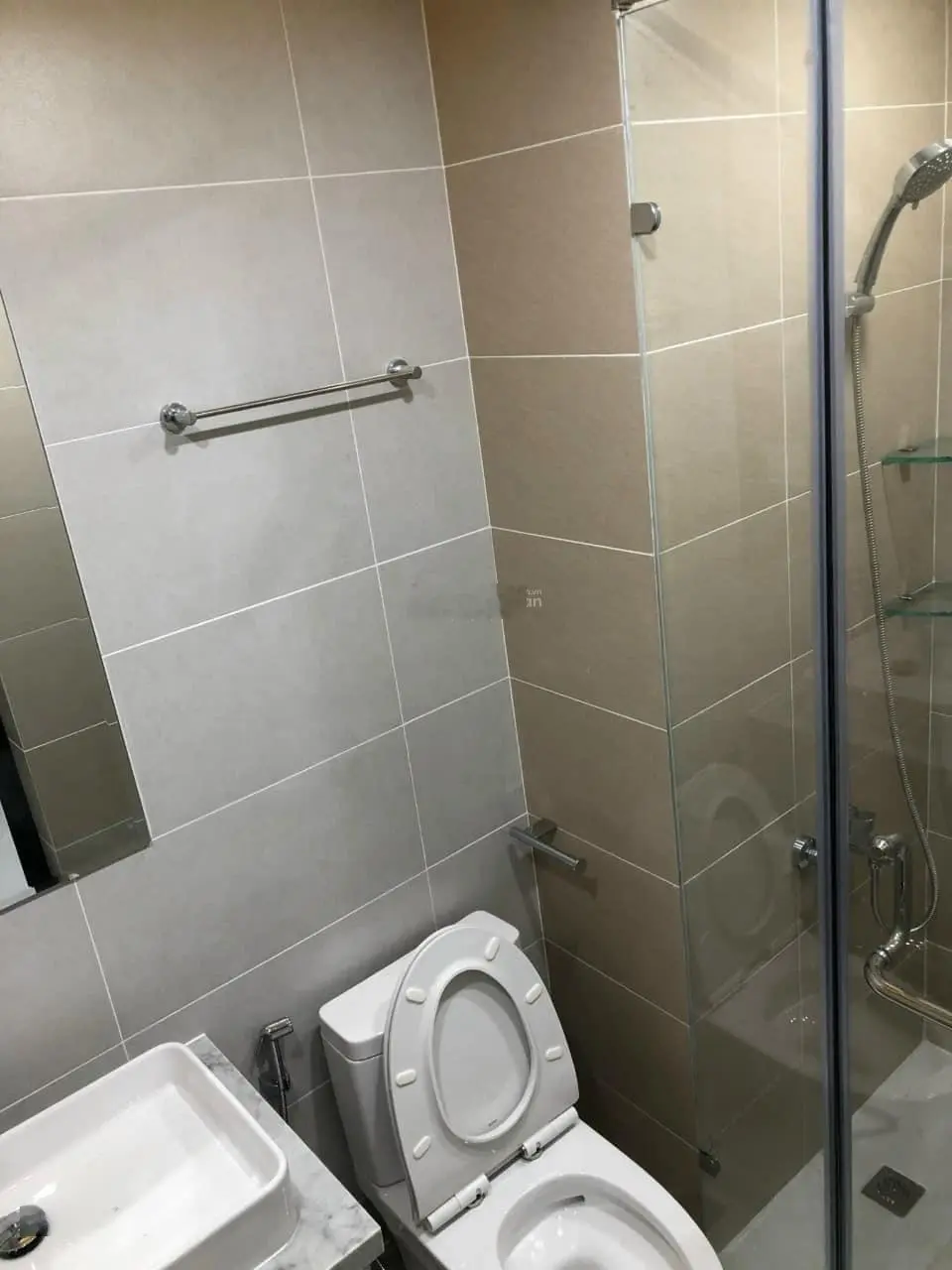 Chính chủ cần bán CH Saigon South Residences, 2 phòng ngủ, nhà mới, đã có sổ hồng