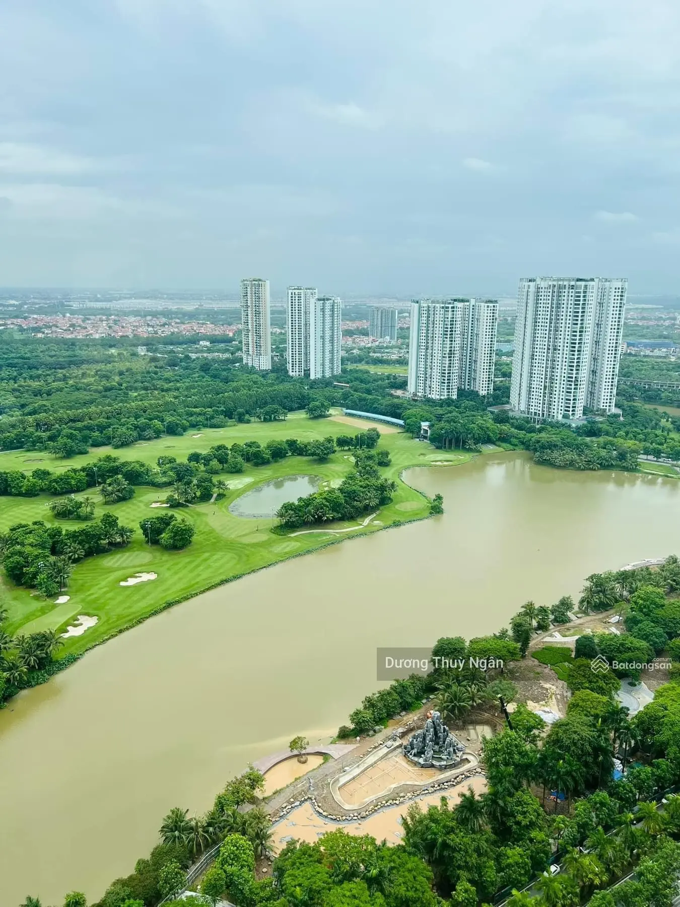 Chính chủ gửi bán 3PN Landmark khoáng nóng lên tận phòng, tầng cao view đẹp thoáng mát