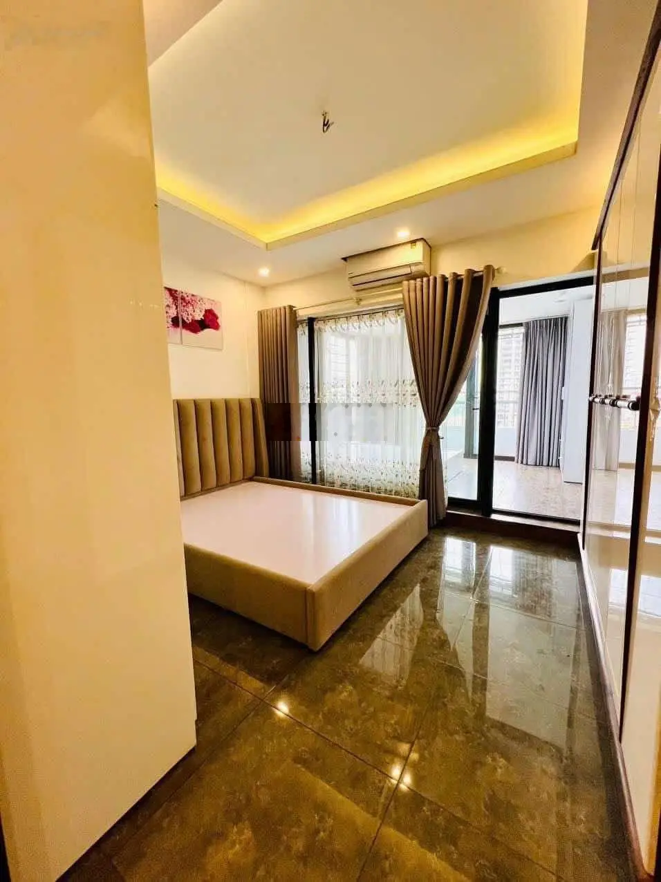 Bán nhà: Đội Cấn quận Ba Đình - 5 tầng, kinh doanh, ôtô vào, diện tích 68m2, MT 5,2m, 9,4 tỷ