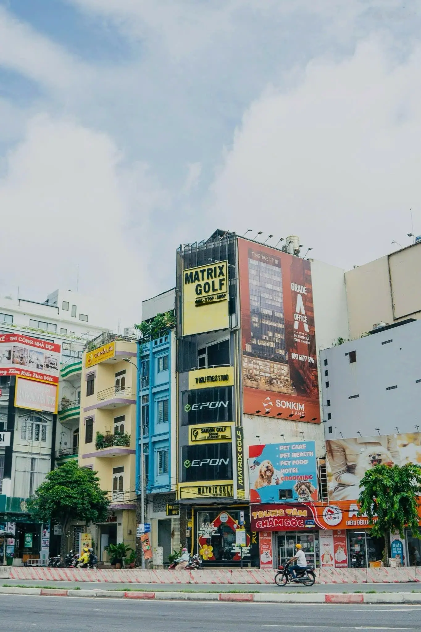 Duy nhất, không có ai bán, ngoài trừ căn này: MT Nguyễn Hữu Cảnh, đối diện JW Marriot