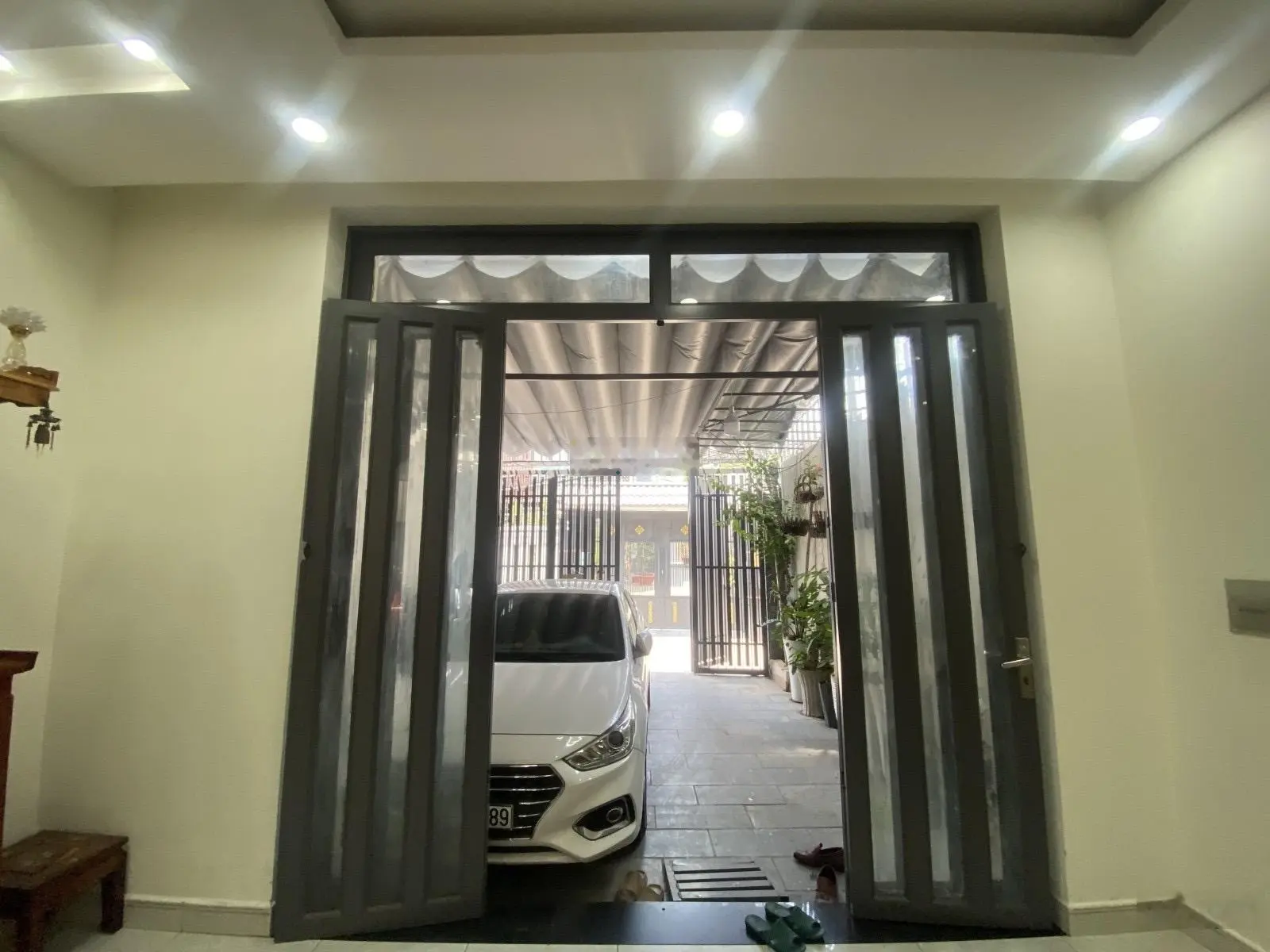 Bán nhà Bình Chiểu - Thủ Đức - 102m2 ngang 5m - 4PN - sân oto - sổ hoàn công - LH 0962939778