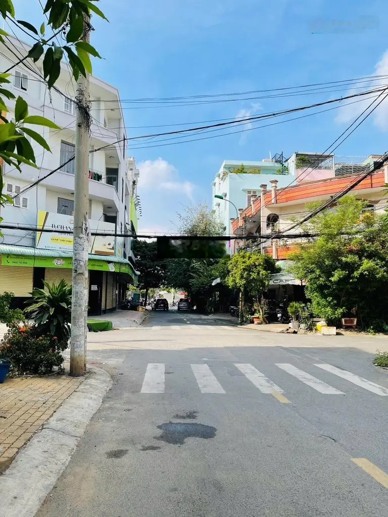 Mặt tiền đường số Tạ Quang Bửu, Quận 8, 48m2 (4*12), giá chỉ 9.9 tỷ.