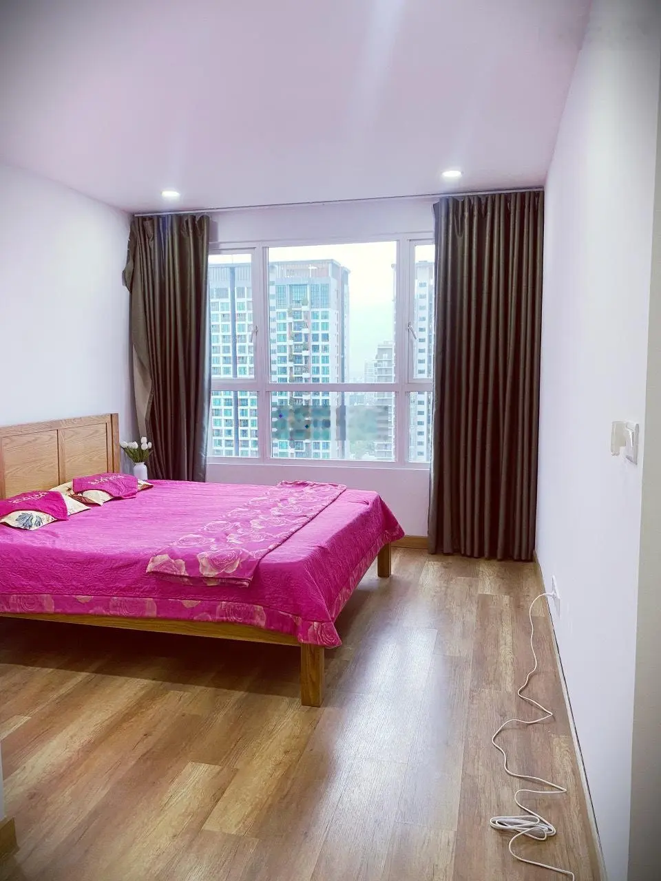 sở hữu ngay căn hộ 2 phòng ngủ tháp T2 - Vista Verde diện tích rộng pháp lý đầy đủ với giá 6,2 tỷ.