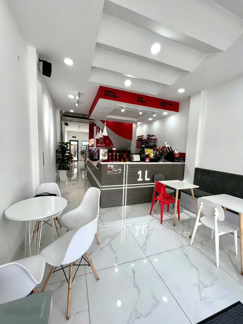 Nhà 2 mặt tiền Trần Hưng Đạo Quận 5 kết cấu 5 tầng DT: 4x16m giá 28 tỷ TL
