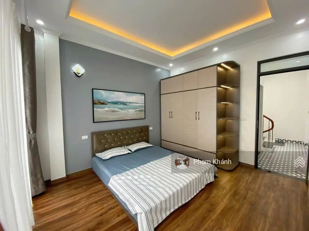 Nhà mới La Phù. Ô tô đỗ cổng. 50m ra đường ô tô tránh. 38m2, 5 tầng, chỉ 3,8 tỷ