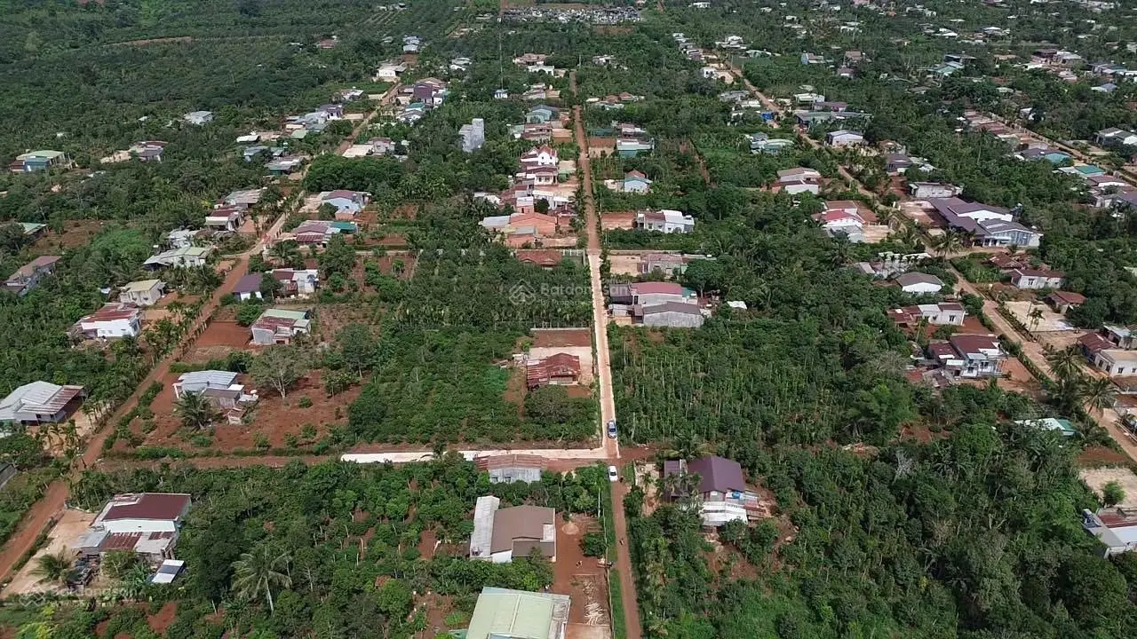 Chính chủ 2 lô đất thổ cư ngay Quốc Lộ 29, khu dân cư đông, đường bê tông 2 ô tô thông