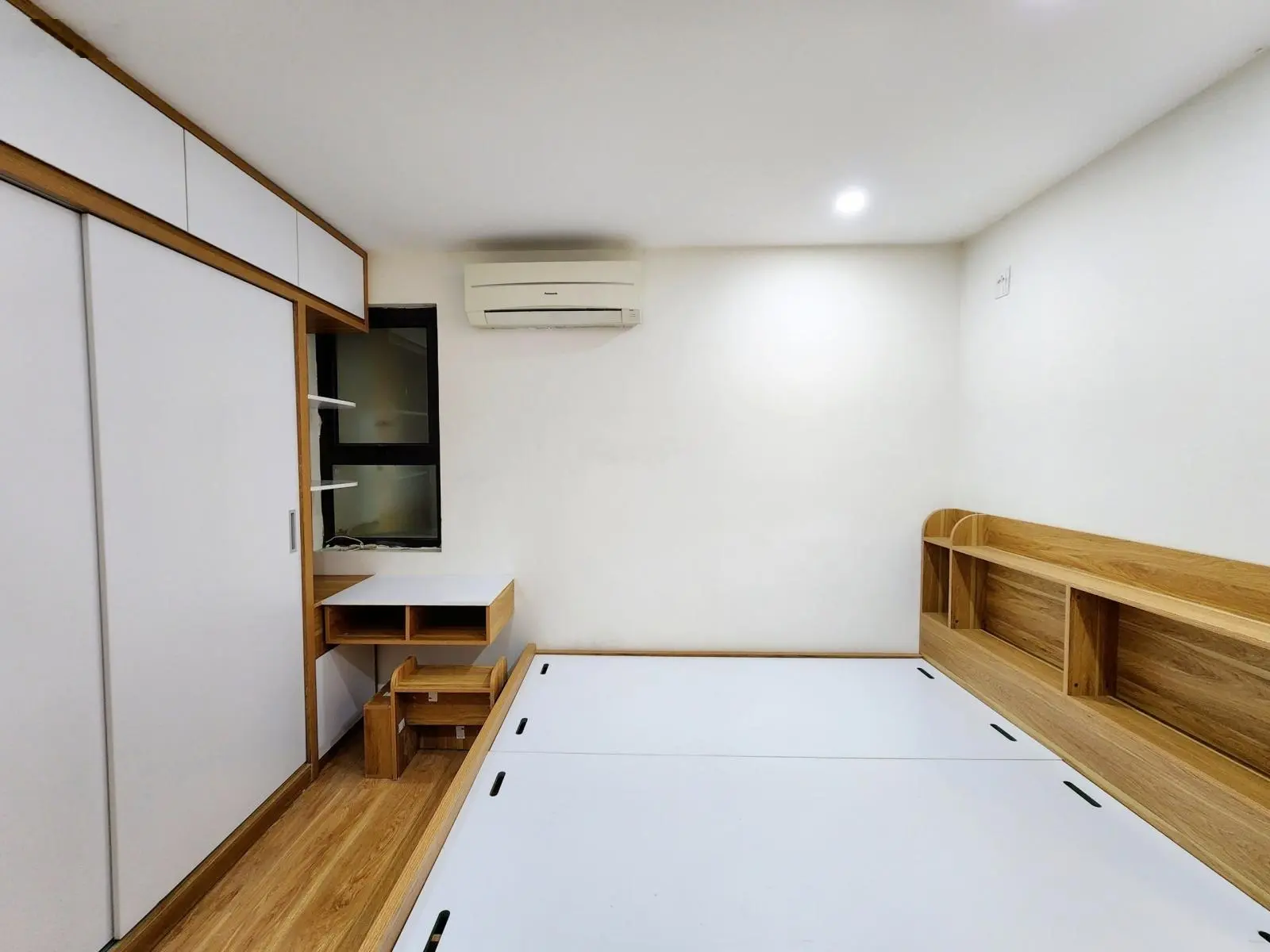Bán 10 căn chung cư Hoàng Gia đường Hồ Ngọc Lân Kinh Bắc - TP Bắc Ninh giá chỉ hơn 1 tỷ