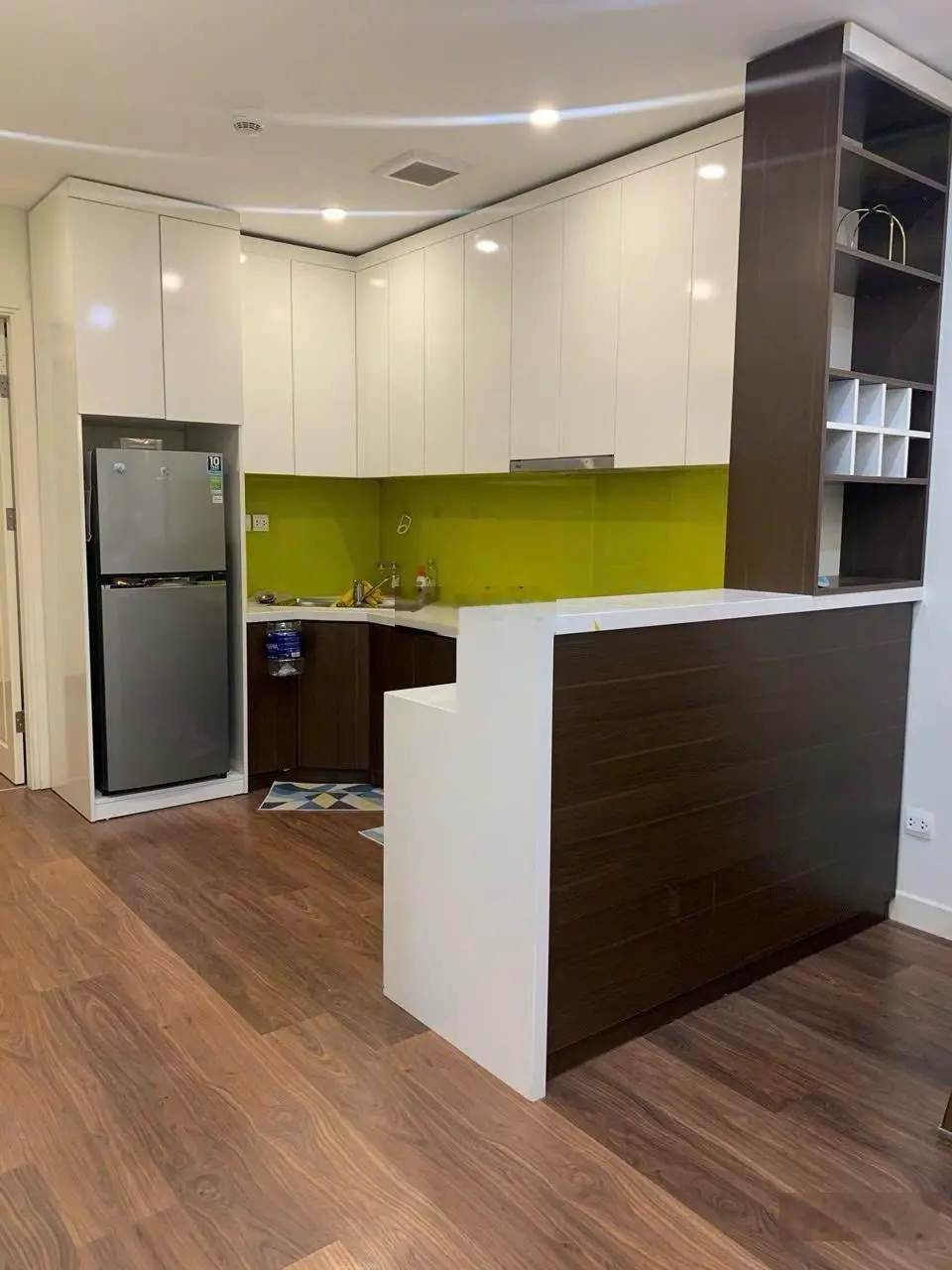 Cần bán căn 75m2 Imperia Garden - full đồ - giá 5x tỷ - Lh e Hà Thanh Xuân 0988 917 ***
