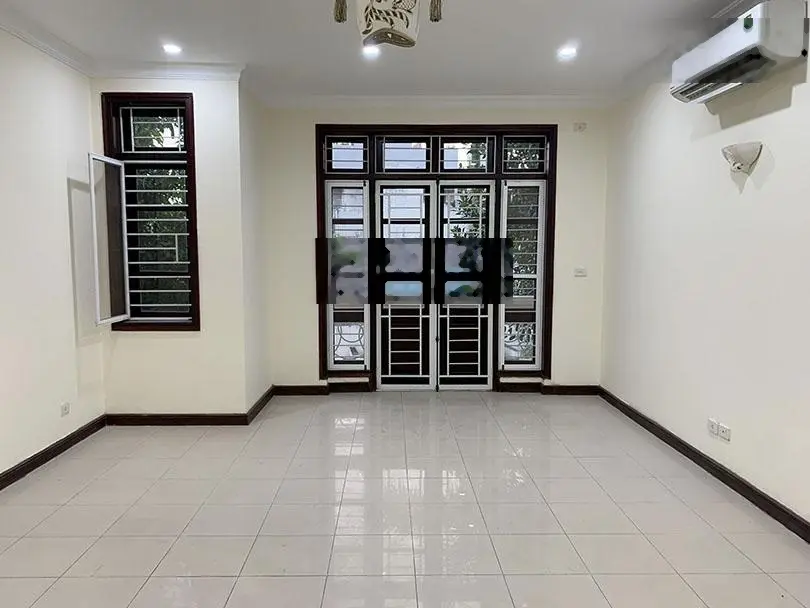 Bán biệt thự Ciputra giai đoạn 1, diện tích 180m2, vị trí đắc địa, thuận tiện giao thông