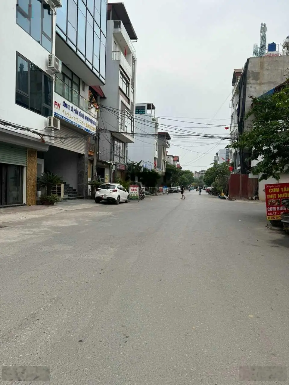 Lô góc siêu vip mặt đường kinh doanh 16m chân cầu Nhật Tân