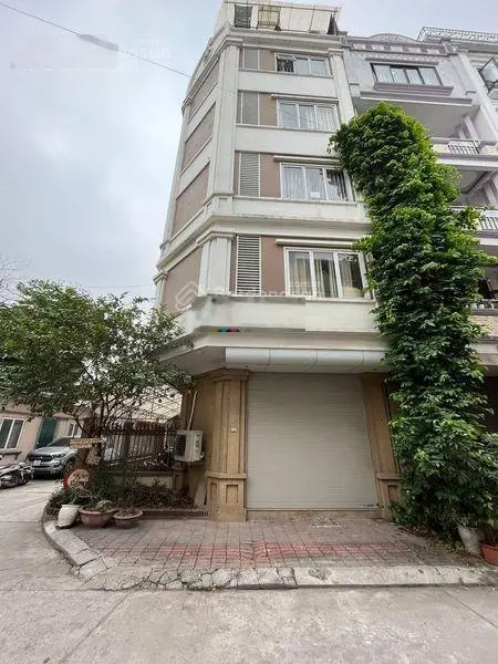 Bán nhà phố Vạn Phúc Liễu Giai lô góc 82m2 giá 31 tỷ